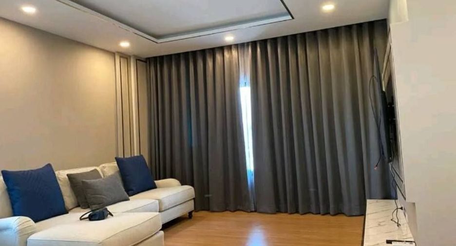 For sale 6 bedrooms house in Suan Luang, Bangkok