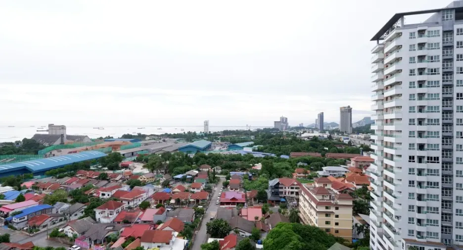 For rent 1 bed condo in Si Racha, Chonburi