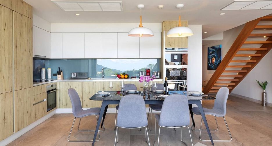 For rent 3 bedrooms condo in Kathu, Phuket