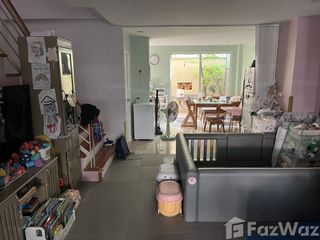 For sale and for rent 4 bedrooms townhouse in Mueang Nonthaburi, Nonthaburi