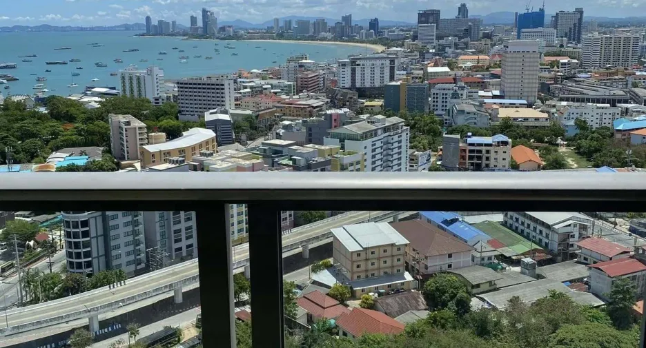 For sale 1 bed condo in Bang Lamung, Chonburi