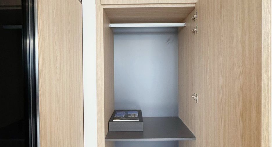 For sale 1 bed condo in Mueang Samut Prakan, Samut Prakan