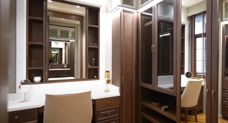 For sale 4 bedrooms house in Watthana, Bangkok