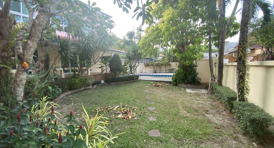 For sale 5 bedrooms villa in Kathu, Phuket