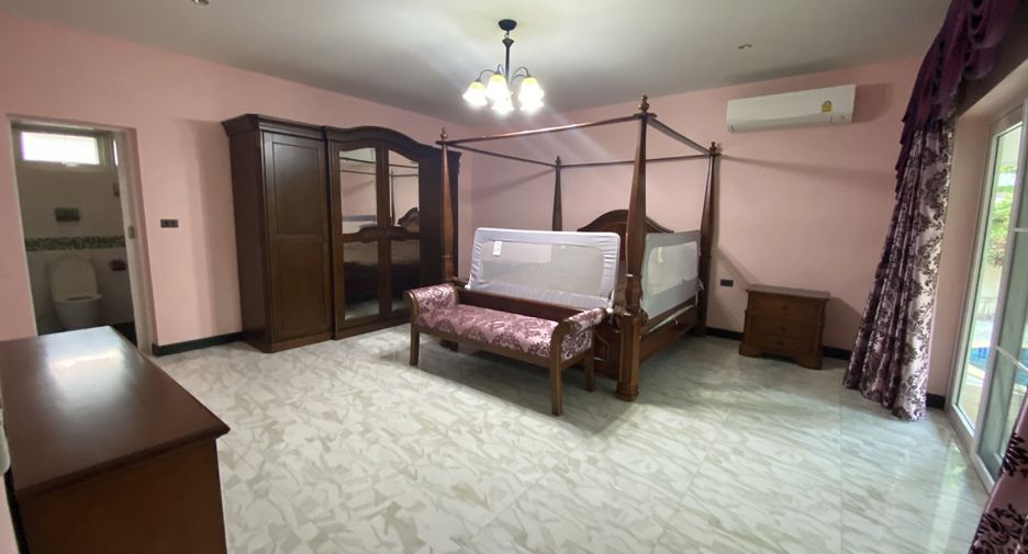 For sale 5 bedrooms villa in Kathu, Phuket