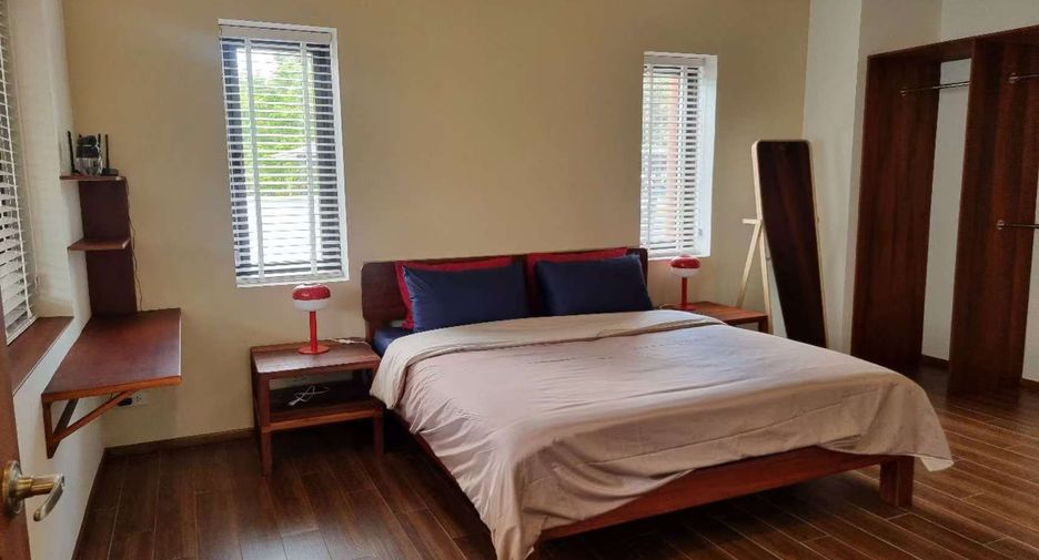 For rent 4 bedrooms villa in Bang Lamung, Chonburi