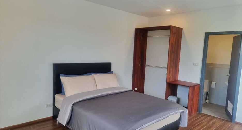For rent 4 ベッドルーム villa in Bang Lamung, Chonburi