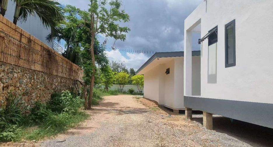 For rent 4 ベッドルーム villa in Bang Lamung, Chonburi