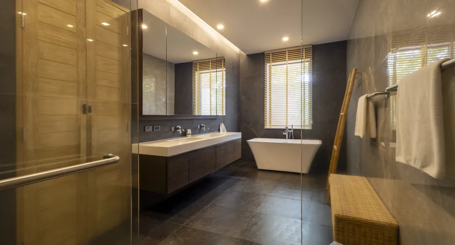 Villa en venta y en alquiler de 3 habitaciones en Thalang, Phuket