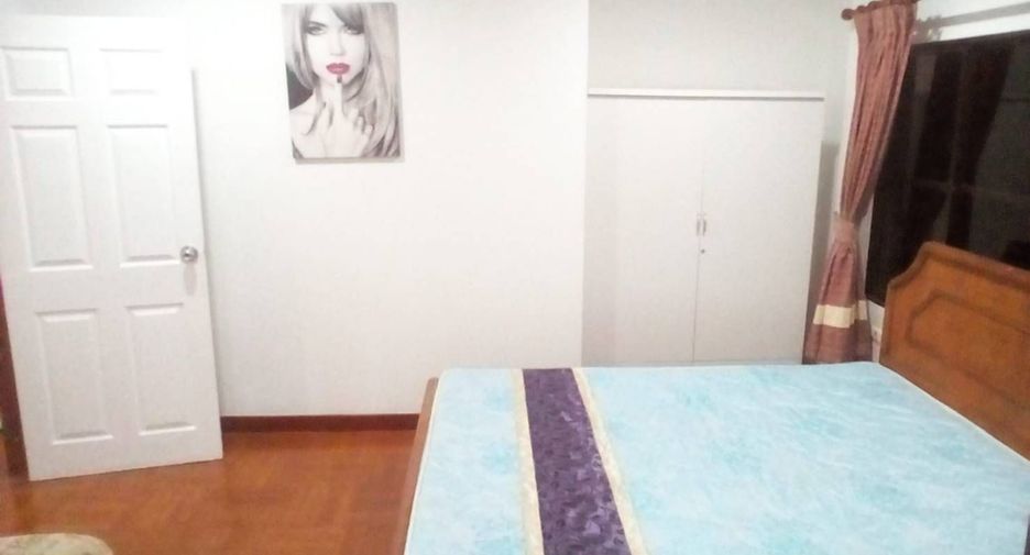 Аренда 5 спальни вилла в Банг Ламунг, Чонбури
