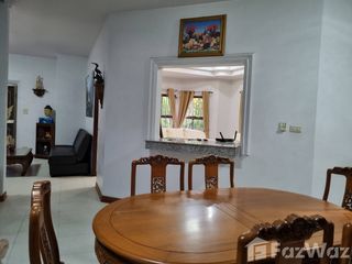 À louer 4 chambres maison à Bang Lamung, Chonburi