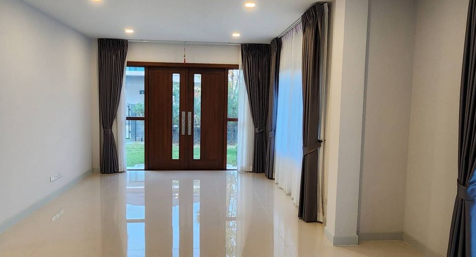 Casa en venta de 4 habitaciones en Thawi Watthana, Bangkok