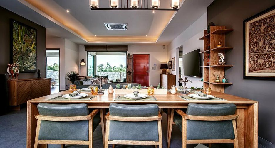 For sale 5 bedrooms villa in Bang Lamung, Chonburi