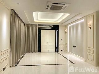 For sale 3 bedrooms house in Taling Chan, Bangkok
