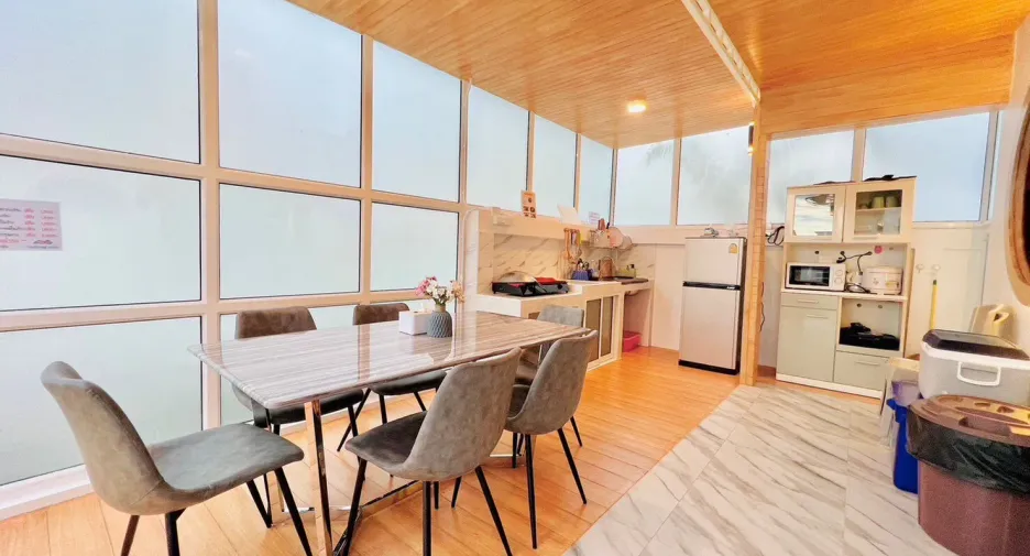 For sale 4 bedrooms villa in Amphawa, Samut Songkhram