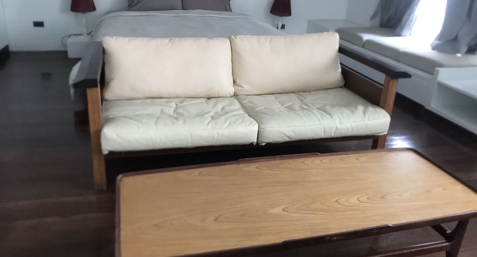 For sale and for rent 3 bedrooms condo in Khlong Toei, Bangkok