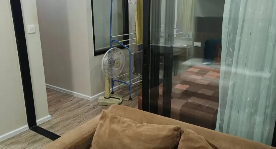 For sale 1 bed condo in Si Racha, Chonburi
