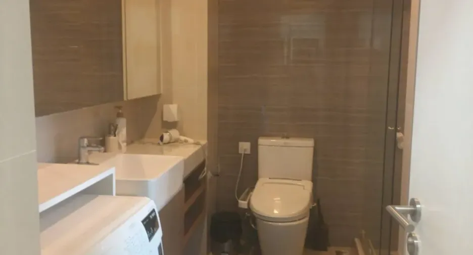 For sale 1 bed condo in Si Racha, Chonburi