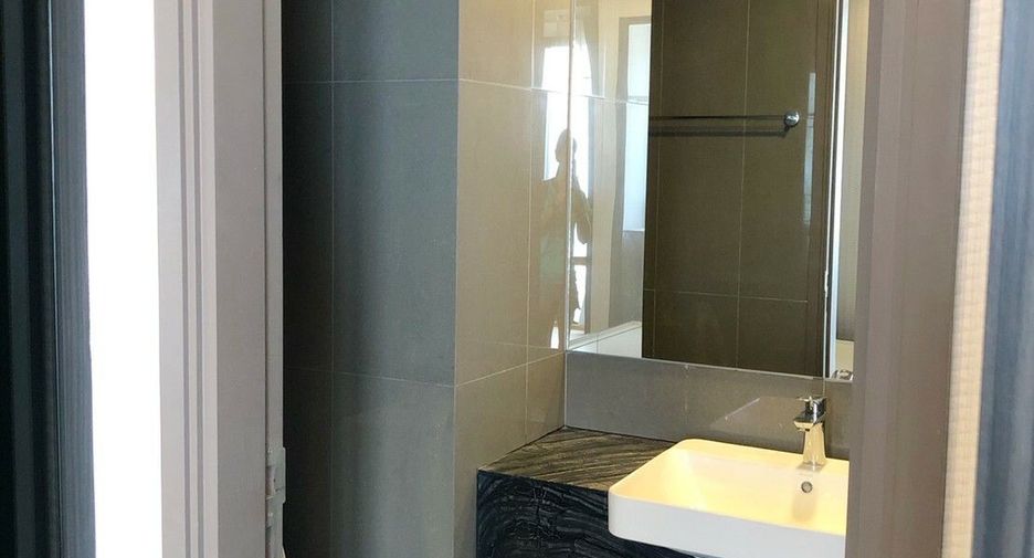 À vendre 1 chambre condo à Bang Rak, Bangkok