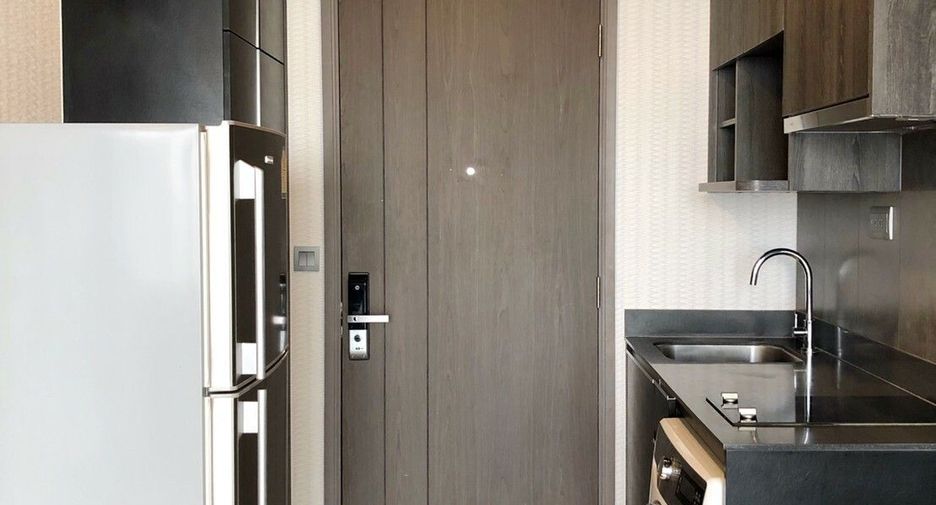 À vendre 1 chambre condo à Bang Rak, Bangkok