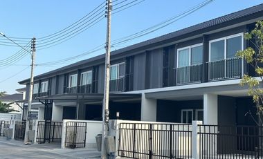 ให้เช่า 3 ห้องนอน ทาวน์เฮ้าส์ ใน เมืองภูเก็ต, ภูเก็ต