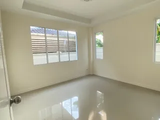 À vendre 5 chambres maison à Phutthamonthon, Nakhon Pathom