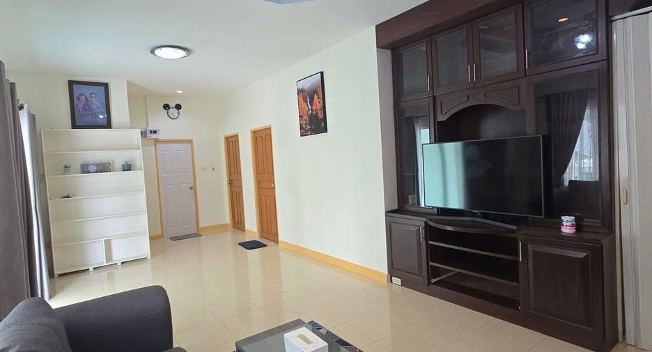 For rent 3 bedrooms house in Bang Lamung, Chonburi