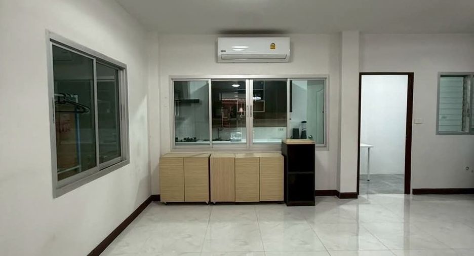 For rent 3 ベッドルーム house in Mueang Phuket, Phuket