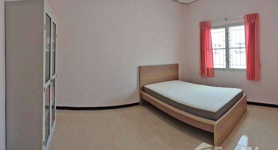 For sale 3 bedrooms townhouse in Phra Samut Chedi, Samut Prakan