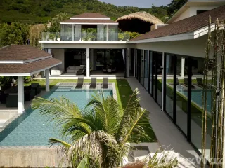 For rent 4 bedrooms villa in Mueang Phuket, Phuket