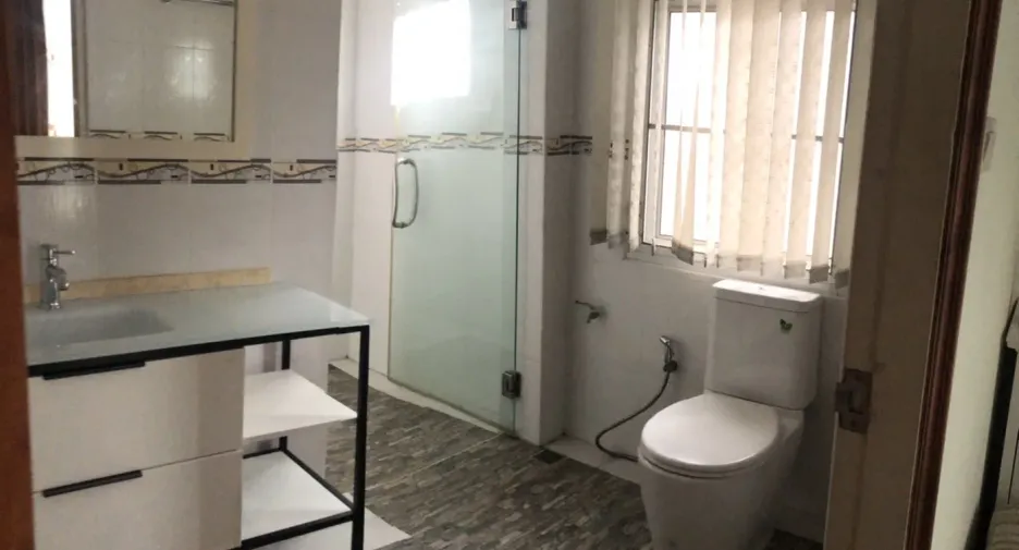 Villa zum Kauf und zur Miete mit 5 Zimmer in Bang Lamung, Chonburi