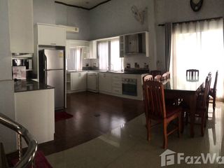 À vendre et à louer 5 chambres villa à Bang Lamung, Chonburi