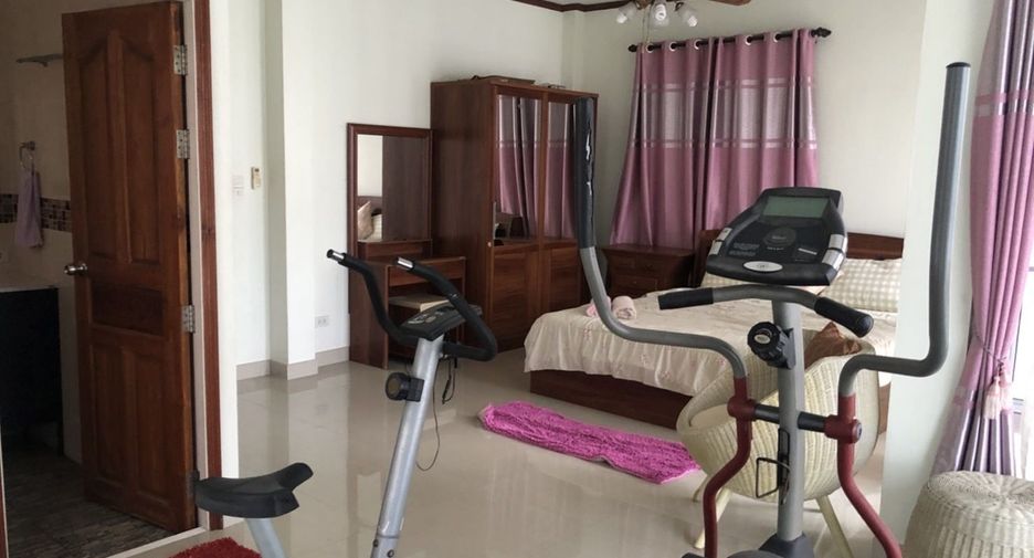 Villa zum Kauf und zur Miete mit 5 Zimmer in Bang Lamung, Chonburi
