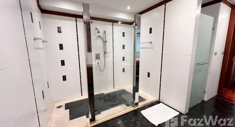 For sale 3 bedrooms villa in Kathu, Phuket