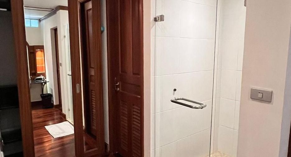 For sale 3 bedrooms villa in Kathu, Phuket
