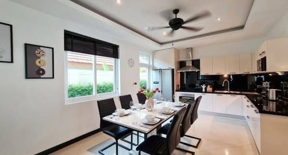 Villa en venta de 4 habitaciones en Bang Lamung, Chonburi