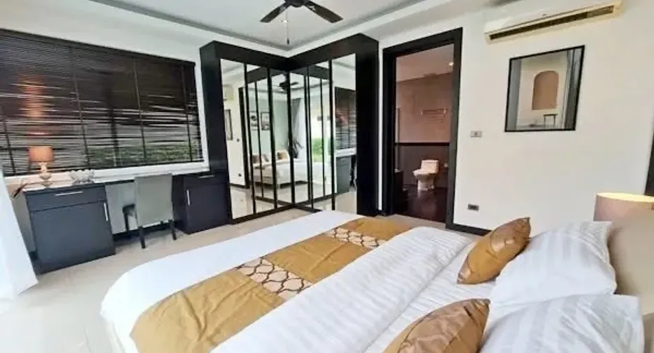 Villa en venta de 4 habitaciones en Bang Lamung, Chonburi