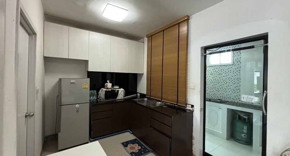 For sale 3 bedrooms townhouse in Pak Kret, Nonthaburi