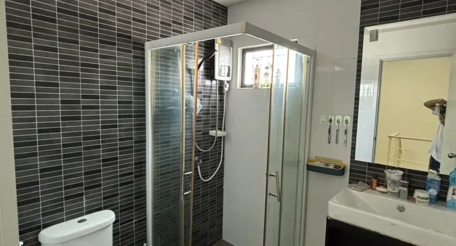 For sale 3 bedrooms townhouse in Pak Kret, Nonthaburi