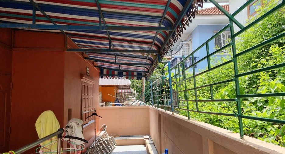 À vendre 3 chambres maison à Bang Khae, Bangkok