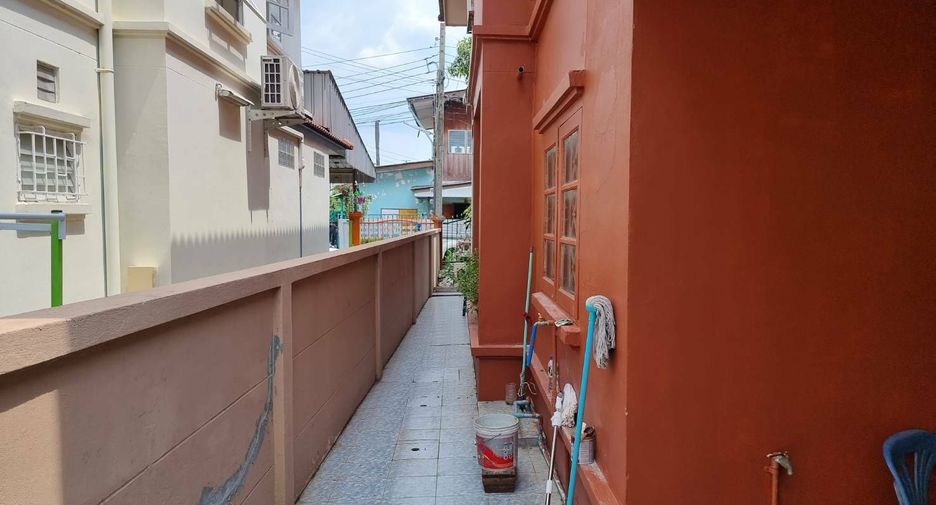 À vendre 3 chambres maison à Bang Khae, Bangkok