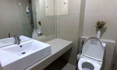 For sale and for rent 1 bed condo in Wang Thonglang, Bangkok