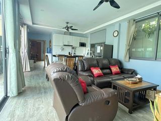 Villa zur Miete mit 2 Zimmer in Mueang Phuket, Phuket