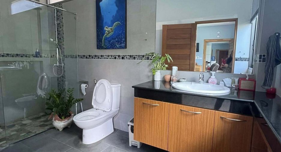 Villa en alquiler de 2 habitaciones en Mueang Phuket, Phuket