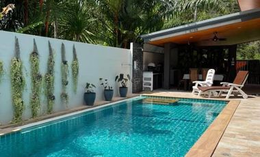 À louer 2 chambres villa à Mueang Phuket, Phuket