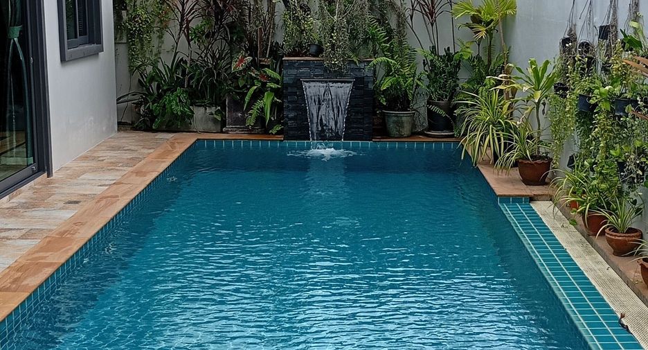 Villa en alquiler de 2 habitaciones en Mueang Phuket, Phuket