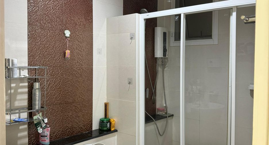 Haus zum Kauf mit 5 Zimmer in Mueang Phuket, Phuket