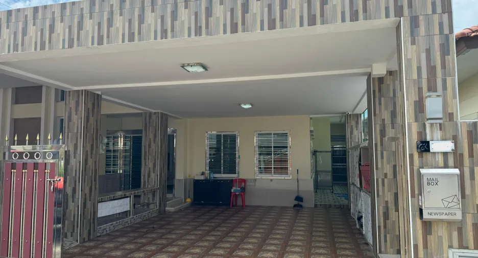 Haus zum Kauf mit 5 Zimmer in Mueang Phuket, Phuket