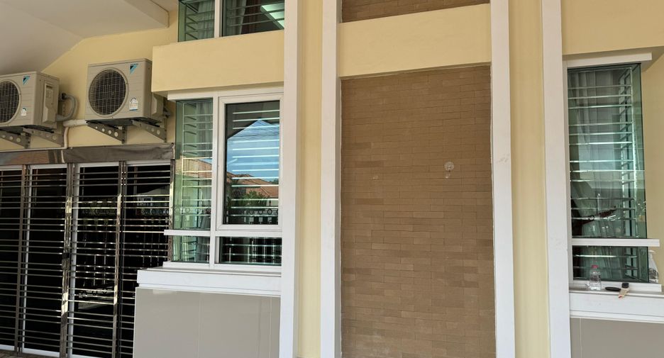 Haus zum Kauf mit 5 Zimmer in Mueang Phuket, Phuket
