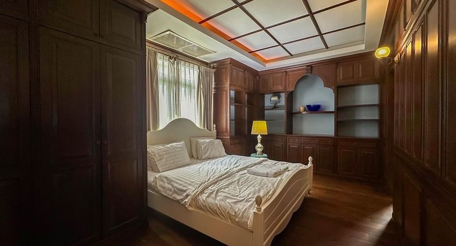 For sale and for rent 5 bedrooms house in Bang Lamung, Chonburi